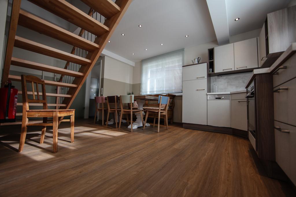 Ferienhaus Christina Бад Виндсхайм Екстериор снимка